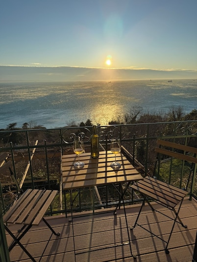 M&S Vacation Home - Apartment for 4–5 People with Ocean View