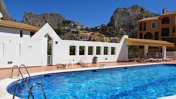 Piscina a l'aire lliure