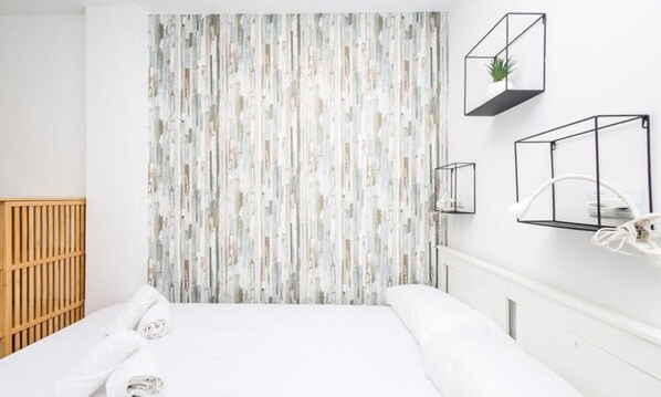 Iron/ironing board - Las Canteras Beach - Bright Studio - Workfriendly (Las Palmas de Gran Canaria)