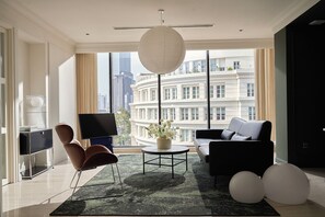 Suite – grand | Oppholdsrom | TV