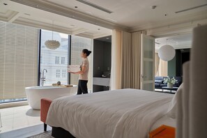 Suite – grand | Oppholdsrom | TV