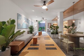 Reception - M Village Hotel Hai Ba Trung (Ho Chi Minh City)