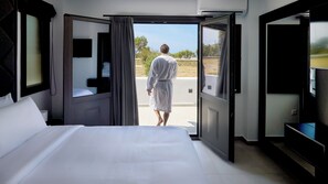 Sunset suite with Sea View | 2 bedrooms, desk, laptop workspace, soundproofing