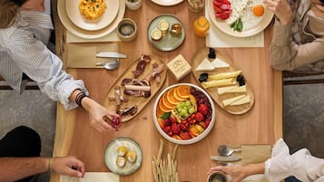 Free daily full breakfast
