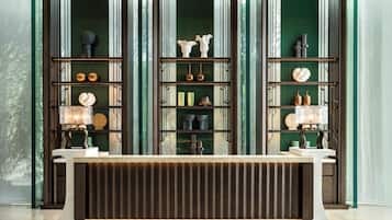 Concierge desk