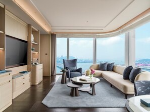 Suite, 1 King Bed (View) | Premium bedding, down comforters, minibar, in-room safe - The St. Regis Shenzhen Bao'an (Shenzhen)