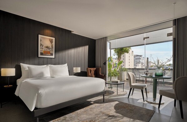 Deluxe Room, Balcony, City View | Free WiFi