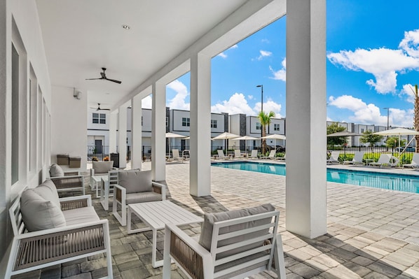 House (3 Bedrooms) | Property amenity