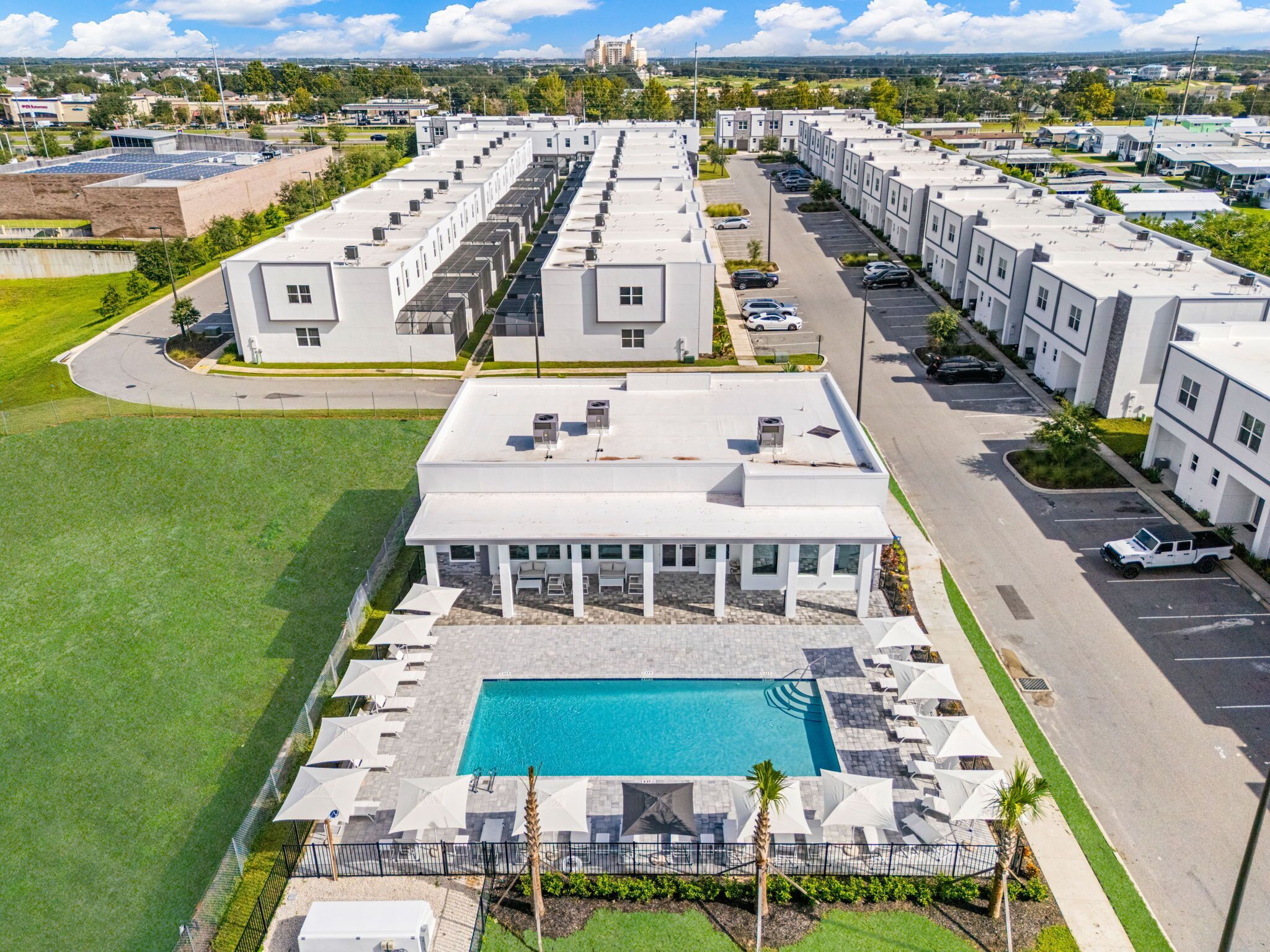 House (3 Bedrooms) | Property amenity