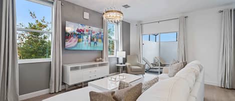 Casa (3 Bedrooms) | Servicio de la propiedad