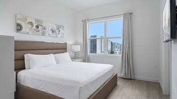 House (3 Bedrooms) | Property amenity