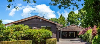 Acacia Bay Views - Serene Panoramic Views Retreat