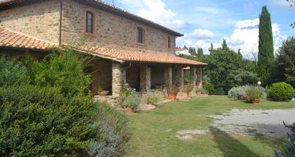 Casale in Tuscany with Pool