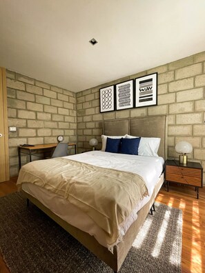 2 chambres, bureau, accès au Wi-Fi (inclus), literie fournie