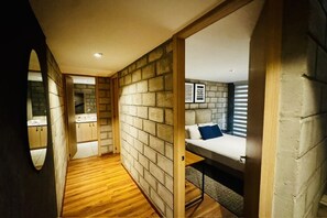 2 bedrooms, desk, free WiFi, bed sheets