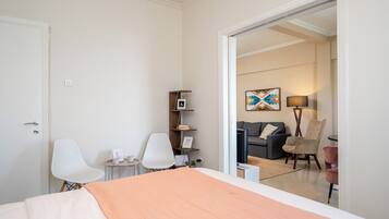 2 chambres, fer et planche à repasser, lit parapluie, Wi-Fi gratuit