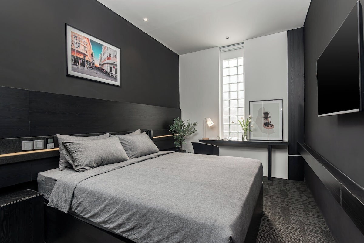 Standard Room, No Windows | 1 bedroom, free WiFi