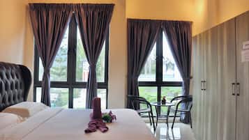 Iron/ironing board, free WiFi, bed sheets