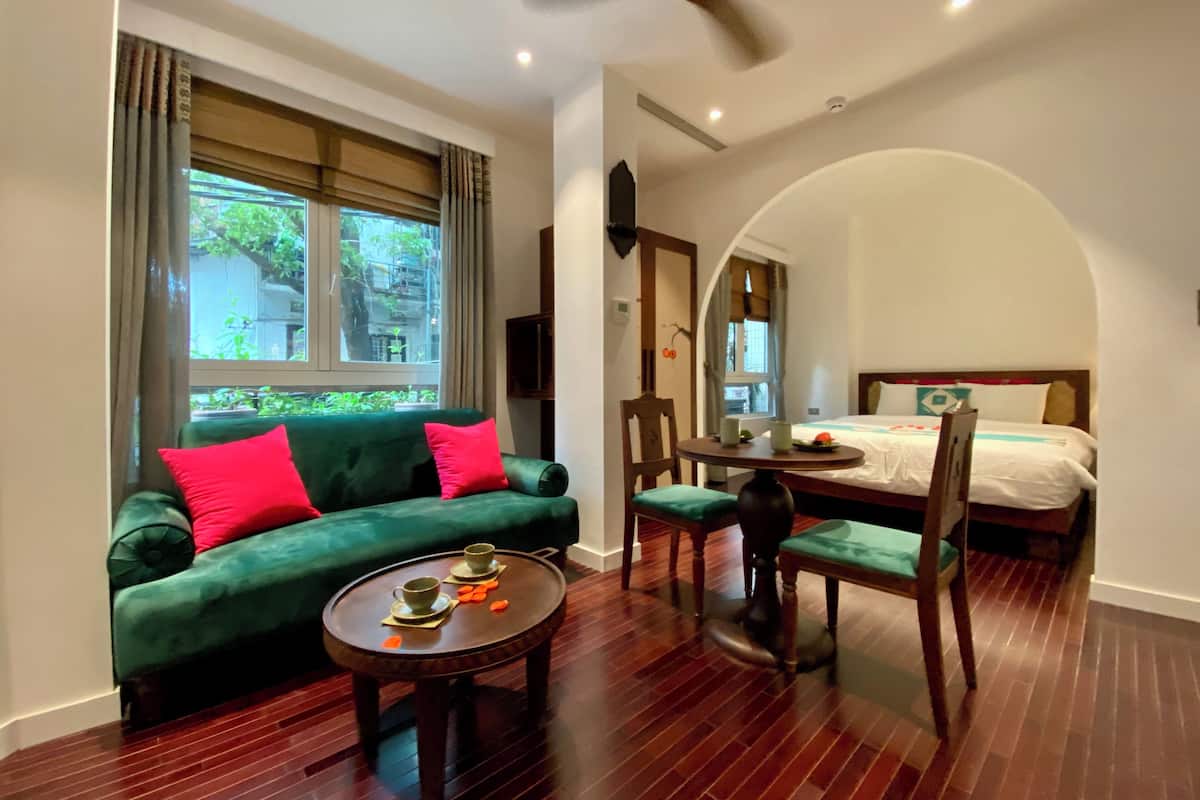 Family Apartment, City View