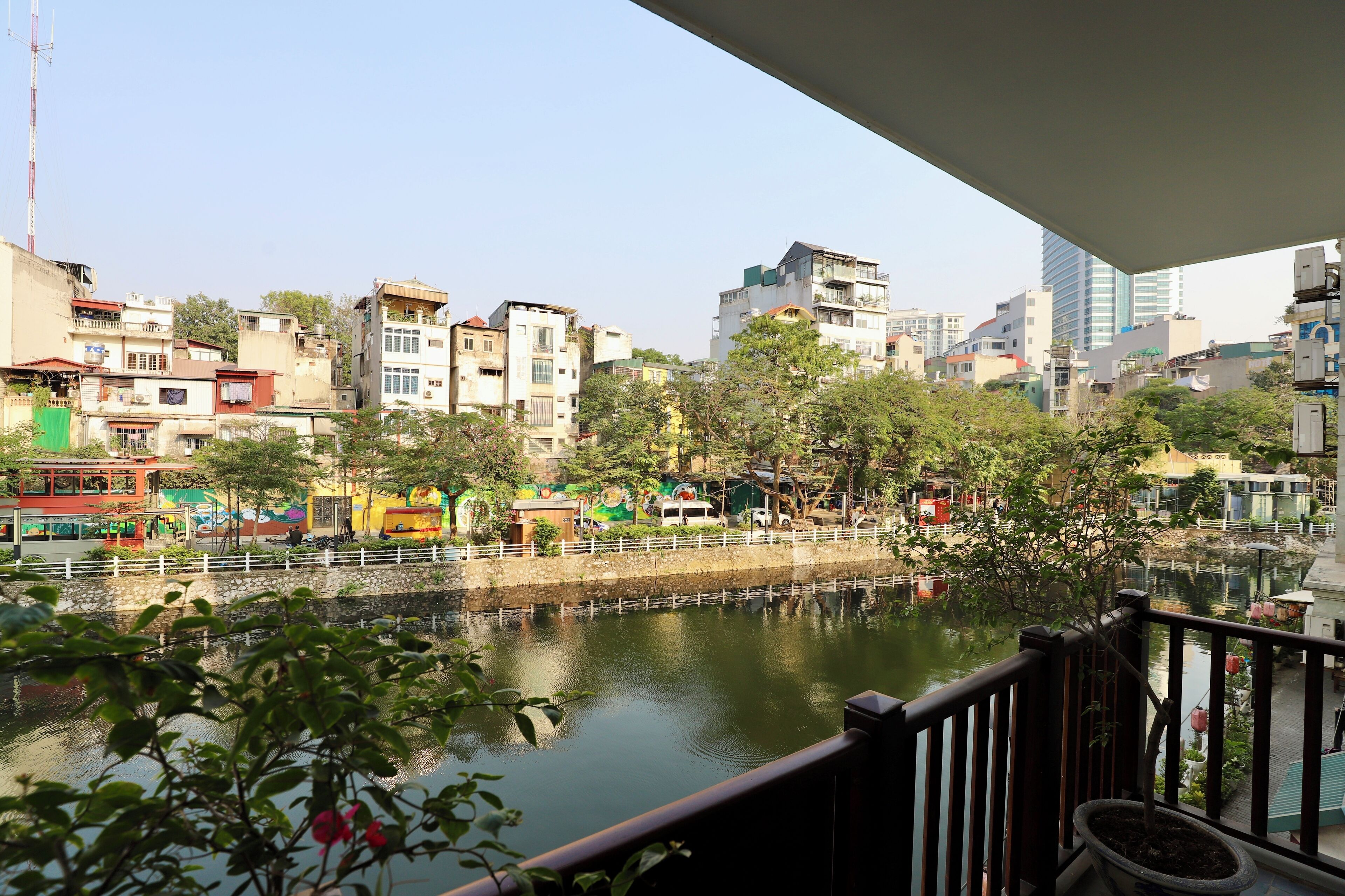 Luxury Apartment, Lake View | Balcony view