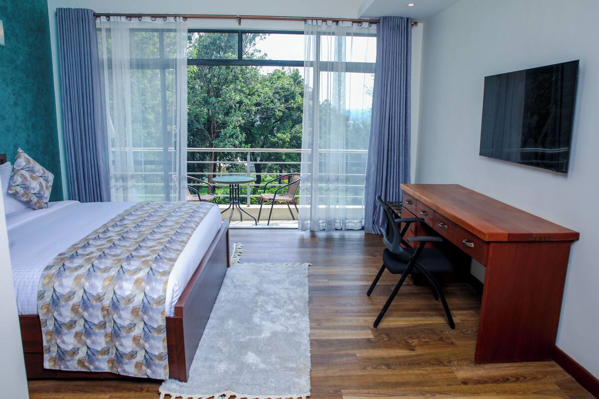 Ropa de cama de alta calidad y colchones con acolchado adicional