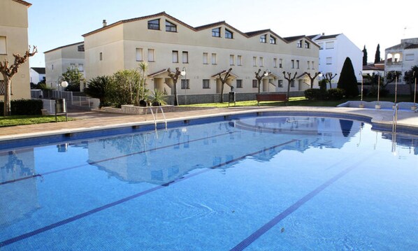 Outdoor pool - House 7 People (Torredembarra)