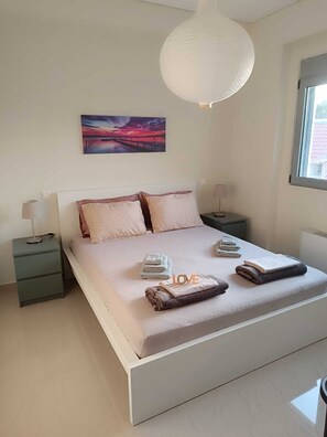 1 bedroom, WiFi, bed sheets - Apartment to feel good in (Anavissos)