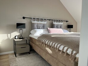 1 camera, Wi-Fi gratuito