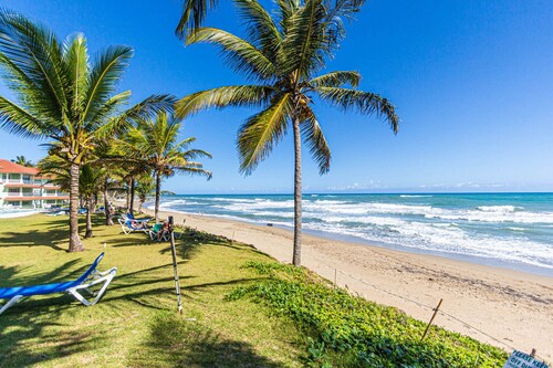 Apartamento frente al mar en Cabarete con piscina y acceso a la playa