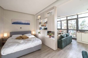 1 bedroom, iron/ironing board, WiFi, bed sheets