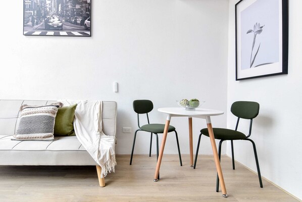 Televisio, työhuone