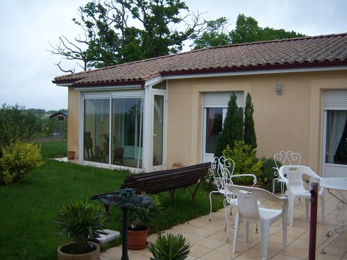 Apartment in the extension of the guest house in the countryside near Bergerac