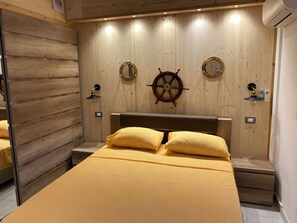 1 bedroom, iron/ironing board, internet