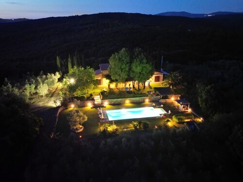 Luxury stone house, large private pool and stunning seaview, 3 golf courses nearby