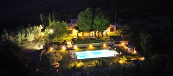 Luxury stone house, large private pool and stunning seaview, 3 golf courses nearby