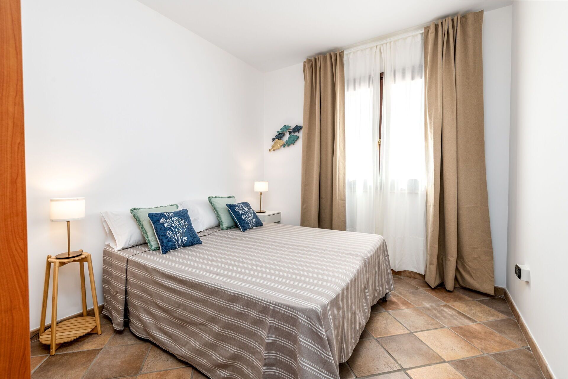 Accès au Wi-Fi (inclus), literie fournie