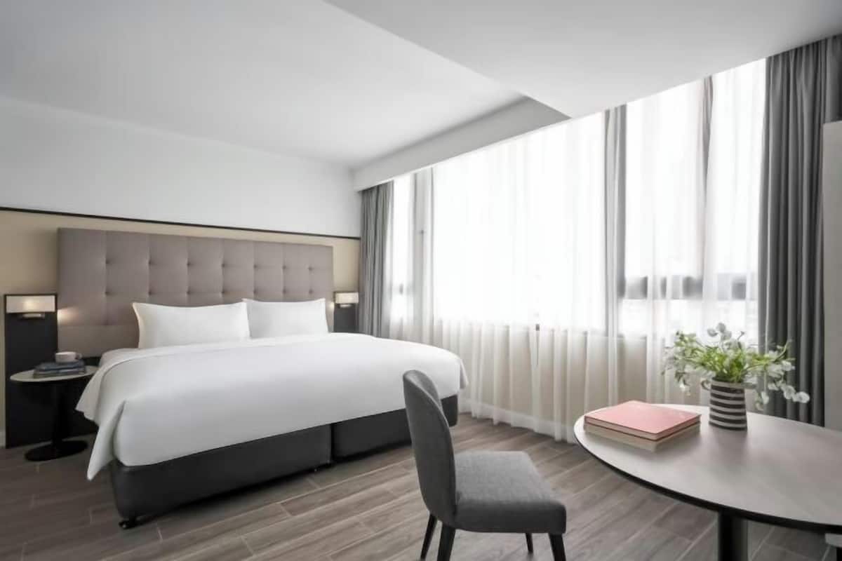 1 bedroom, in-room safe, free WiFi