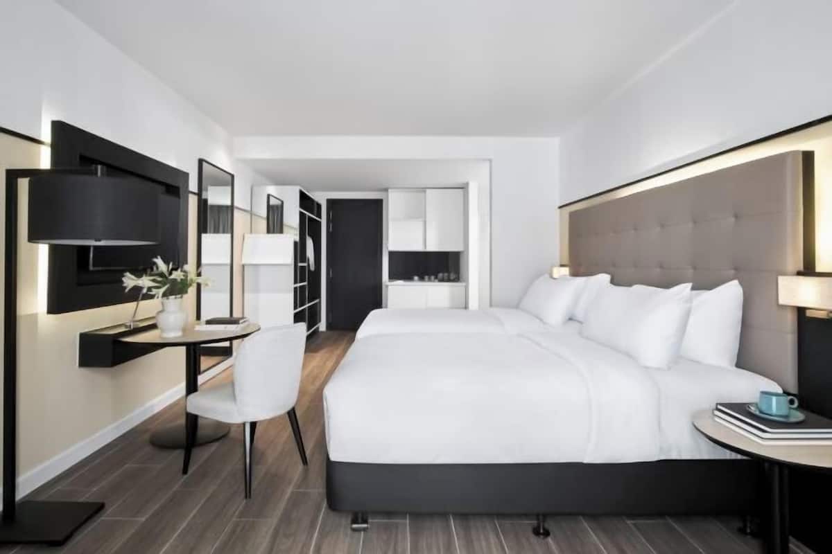 1 bedroom, in-room safe, free WiFi