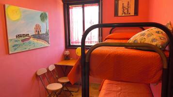 4 Schlafzimmer, Bügeleisen/Bügelbrett, Internetzugang, Bettwäsche