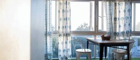Luxury Room | Rollaway beds, free WiFi, bed sheets