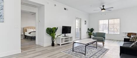 TV, fireplace, offices