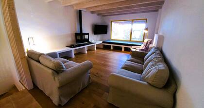 House 6 People