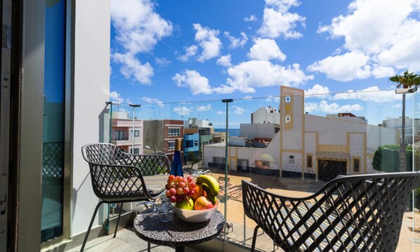 Outdoor dining - House in Telde, Gran Canaria (Telde)