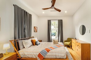 2 sovrum, skrivbord, strykjärn/strykbräda och gratis wi-fi