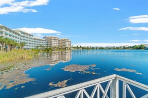 Property grounds - Carillon Beach Inn 110, Pet Friendly!, 1BA/1BR, Ground Floor, Beautiful Resort! (Panama City Beach)