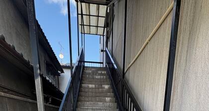 300m2 5 Rooms 11 Baths Sleeps 25 Pax Free Bus & Breakfast
