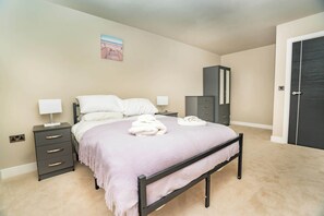 1 Schlafzimmer, Bügeleisen/Bügelbrett, WLAN, Bettwäsche