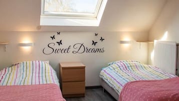 1 slaapkamer, een strijkplank/strijkijzer, gratis wifi