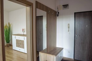 Leilighet, 1 soverom, røyk, hageutsikt | Innvendig