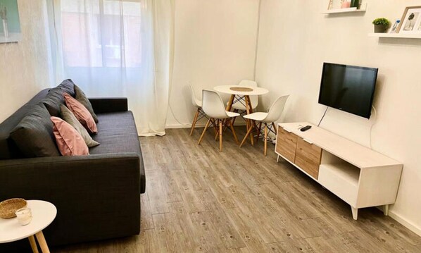 Living area - 2 Rooms 5 People (Córdoba)